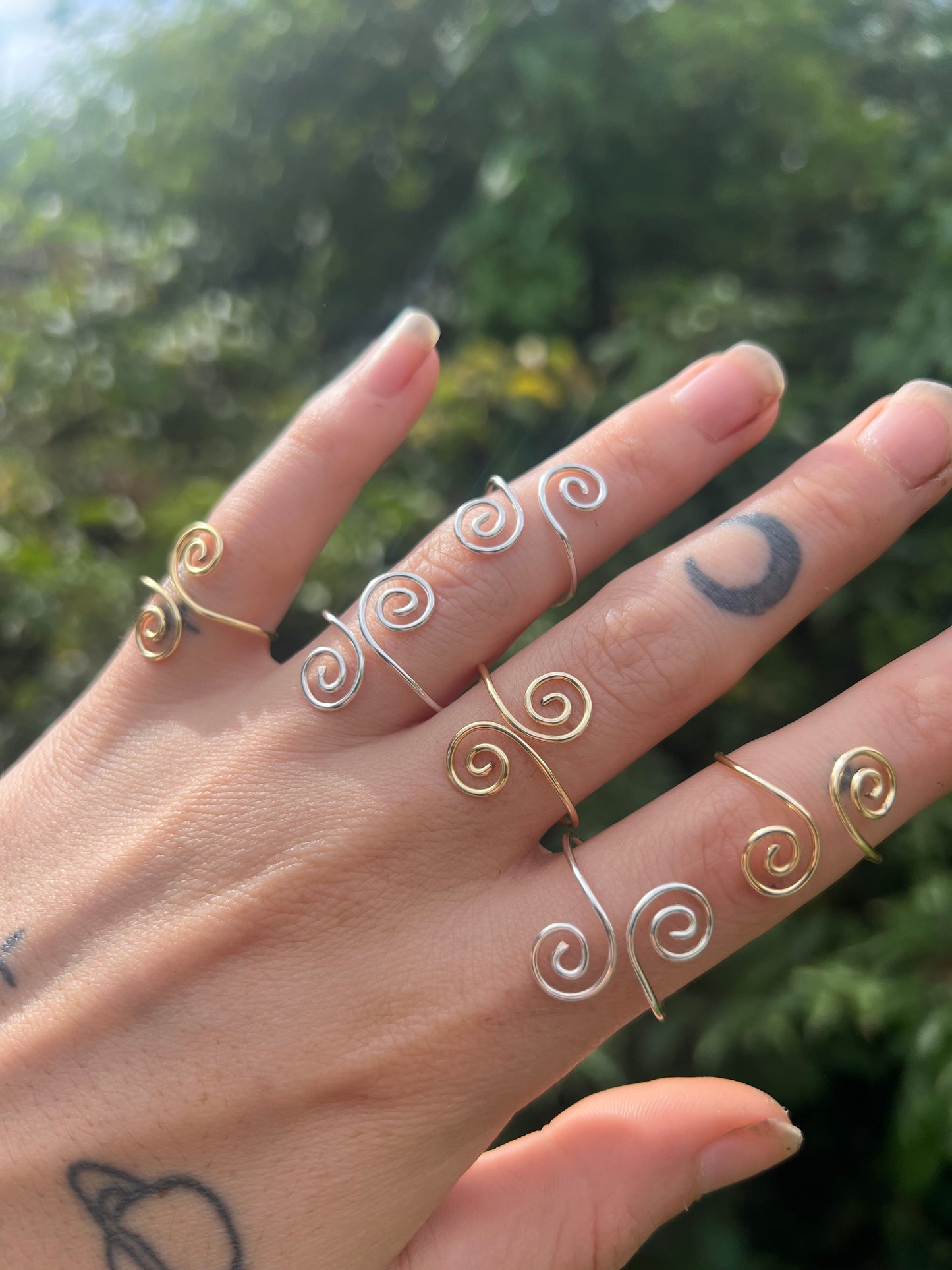 swirly adjustable rings