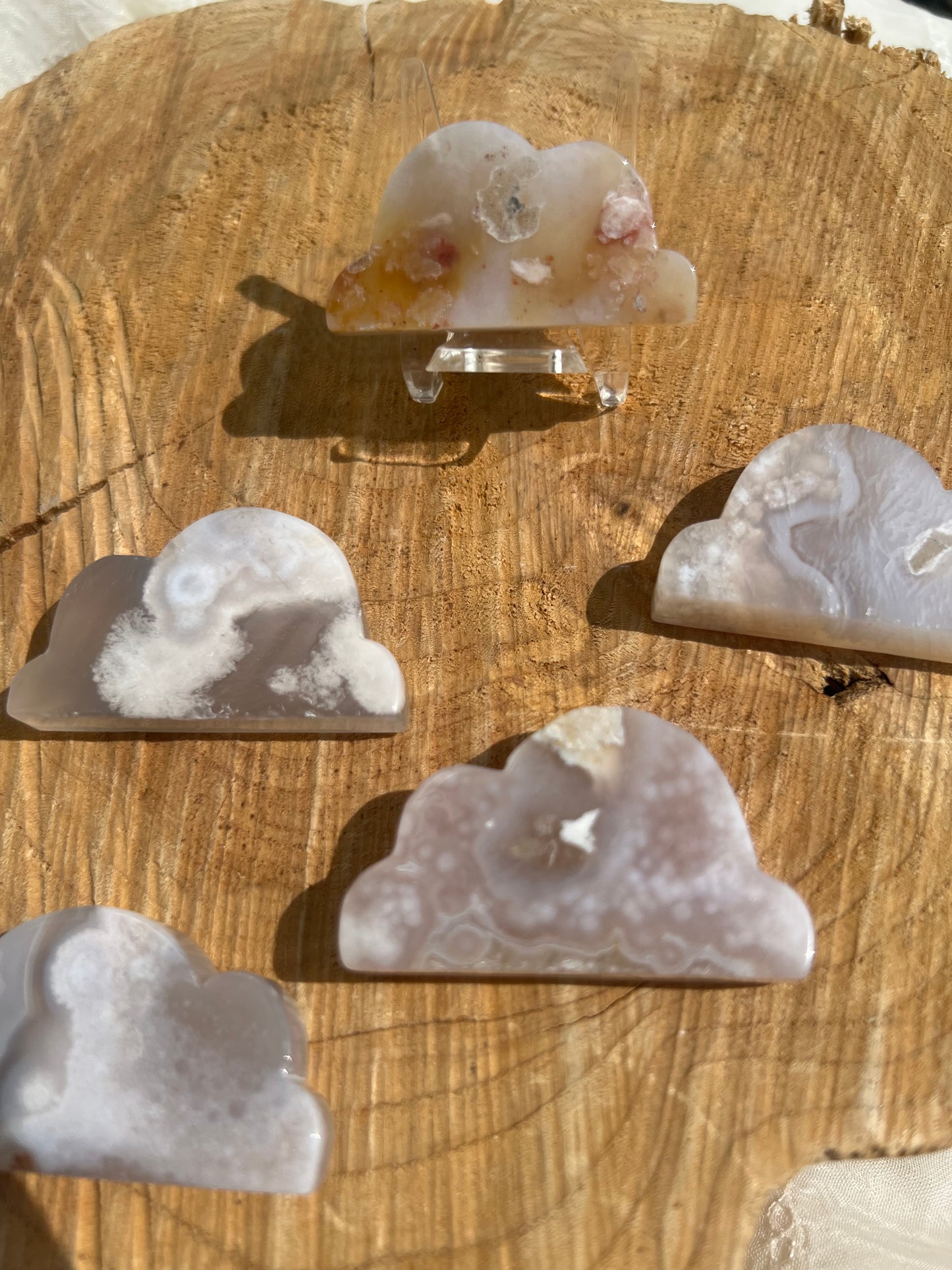 small flower agate cloud carvings
