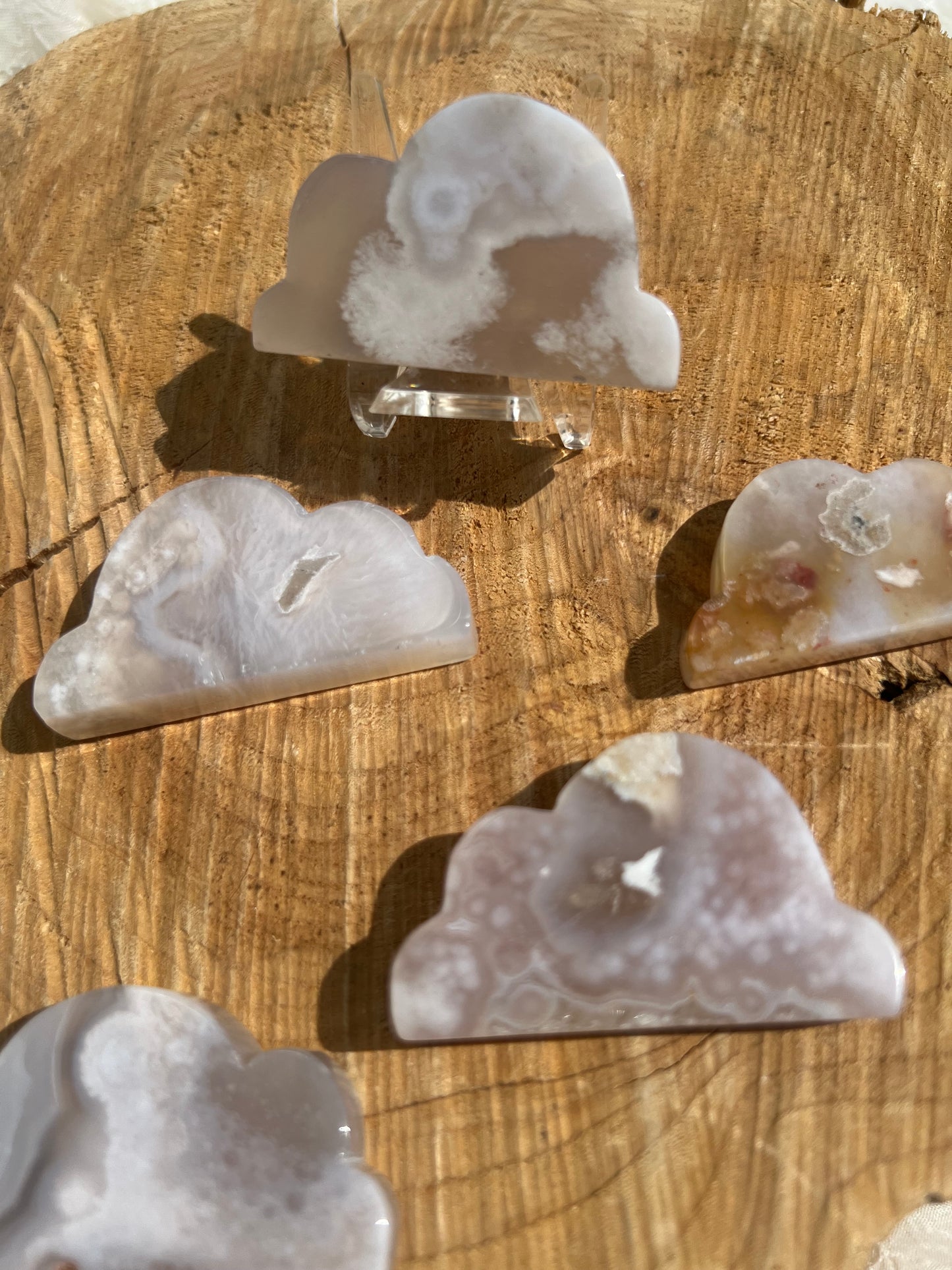 small flower agate cloud carvings