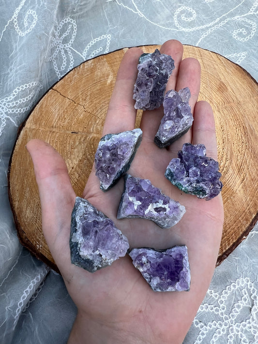 Mini amethyst clusters