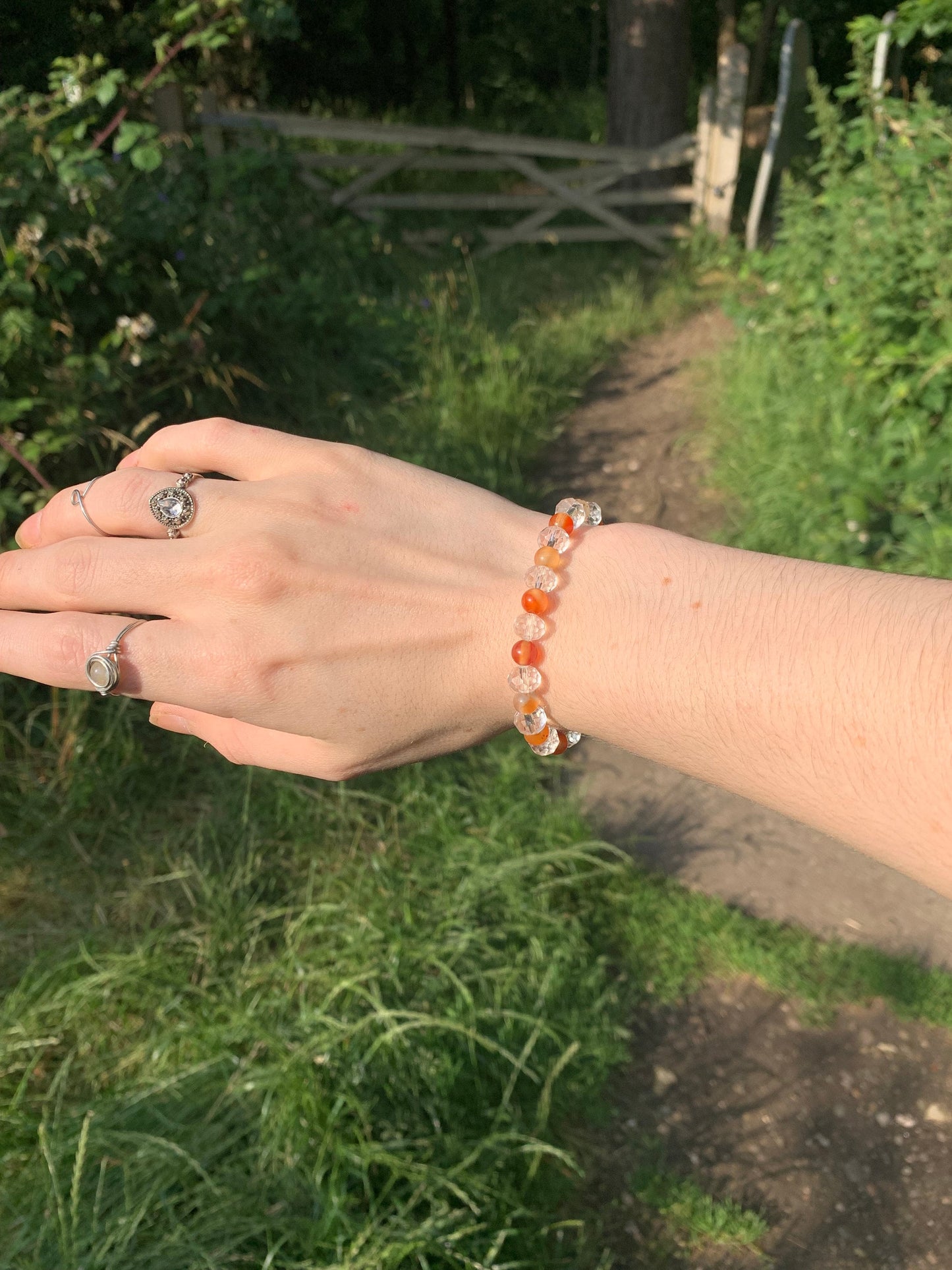 Classic Crystal and glass elasticated bracelet