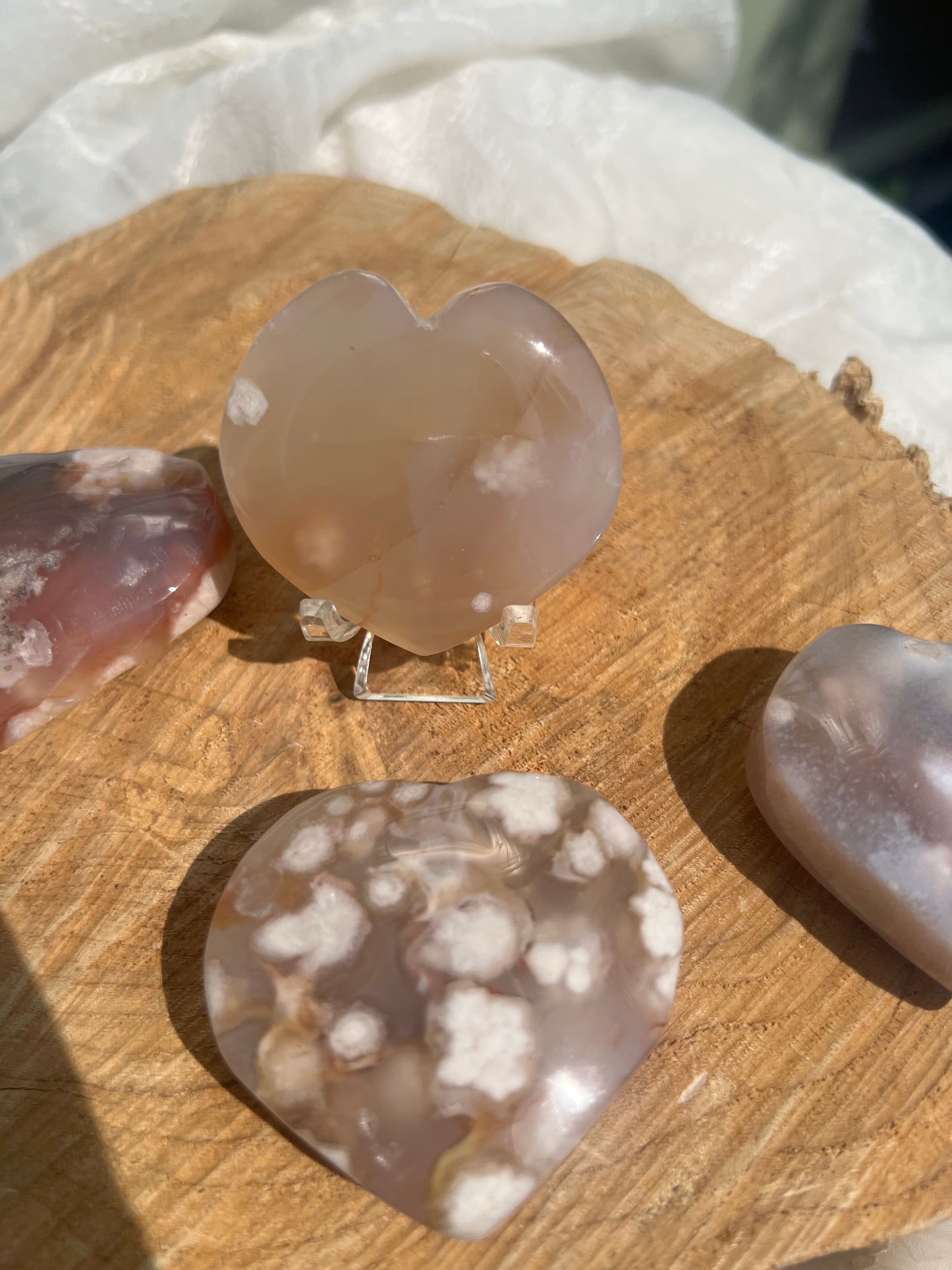 medium sized flower agate heart carvings