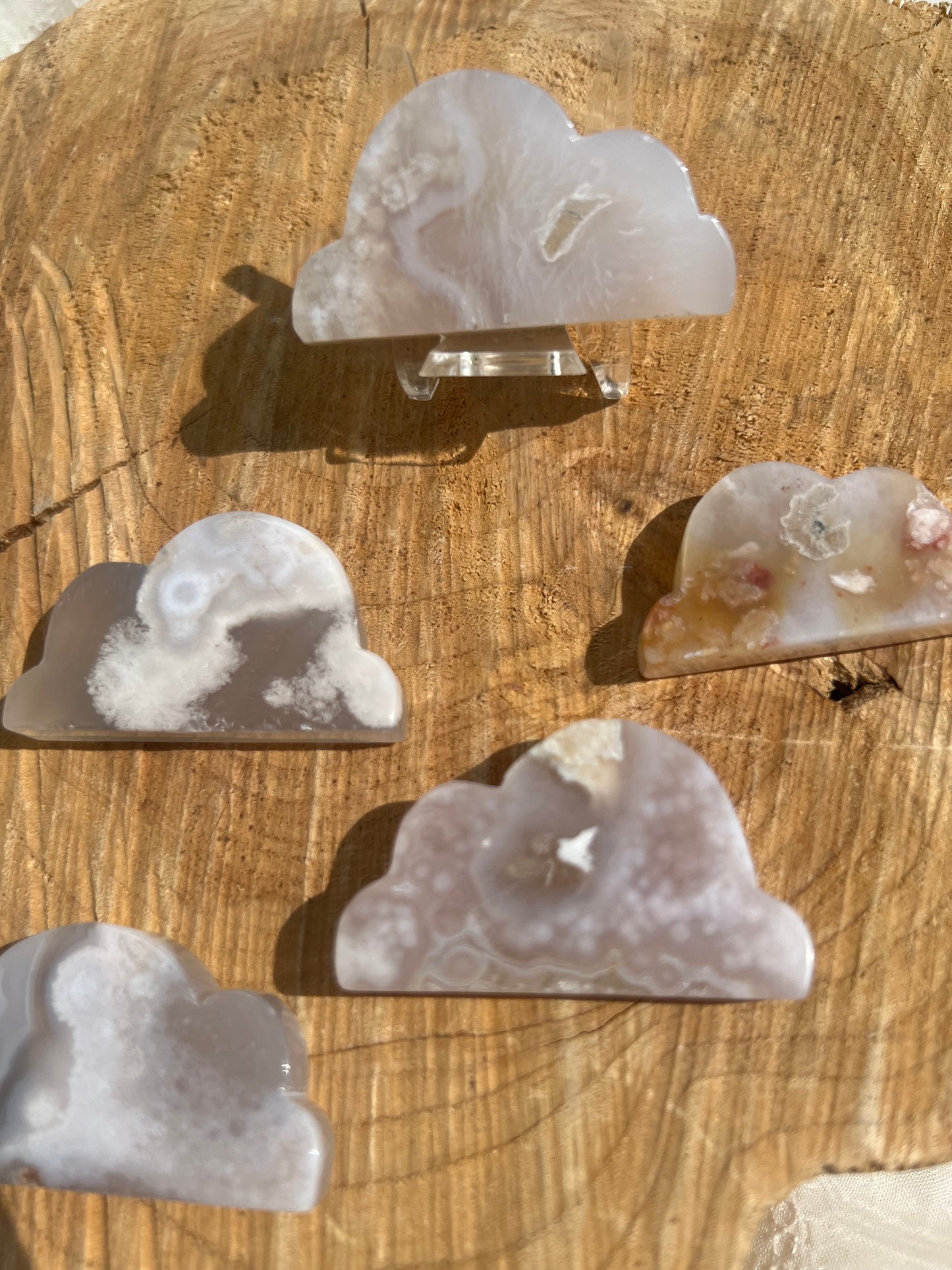 small flower agate cloud carvings