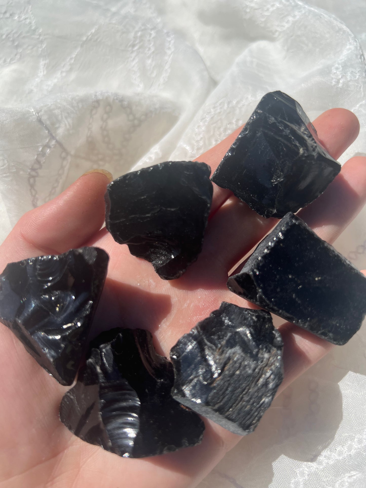 small raw/rough obsidian chunk
