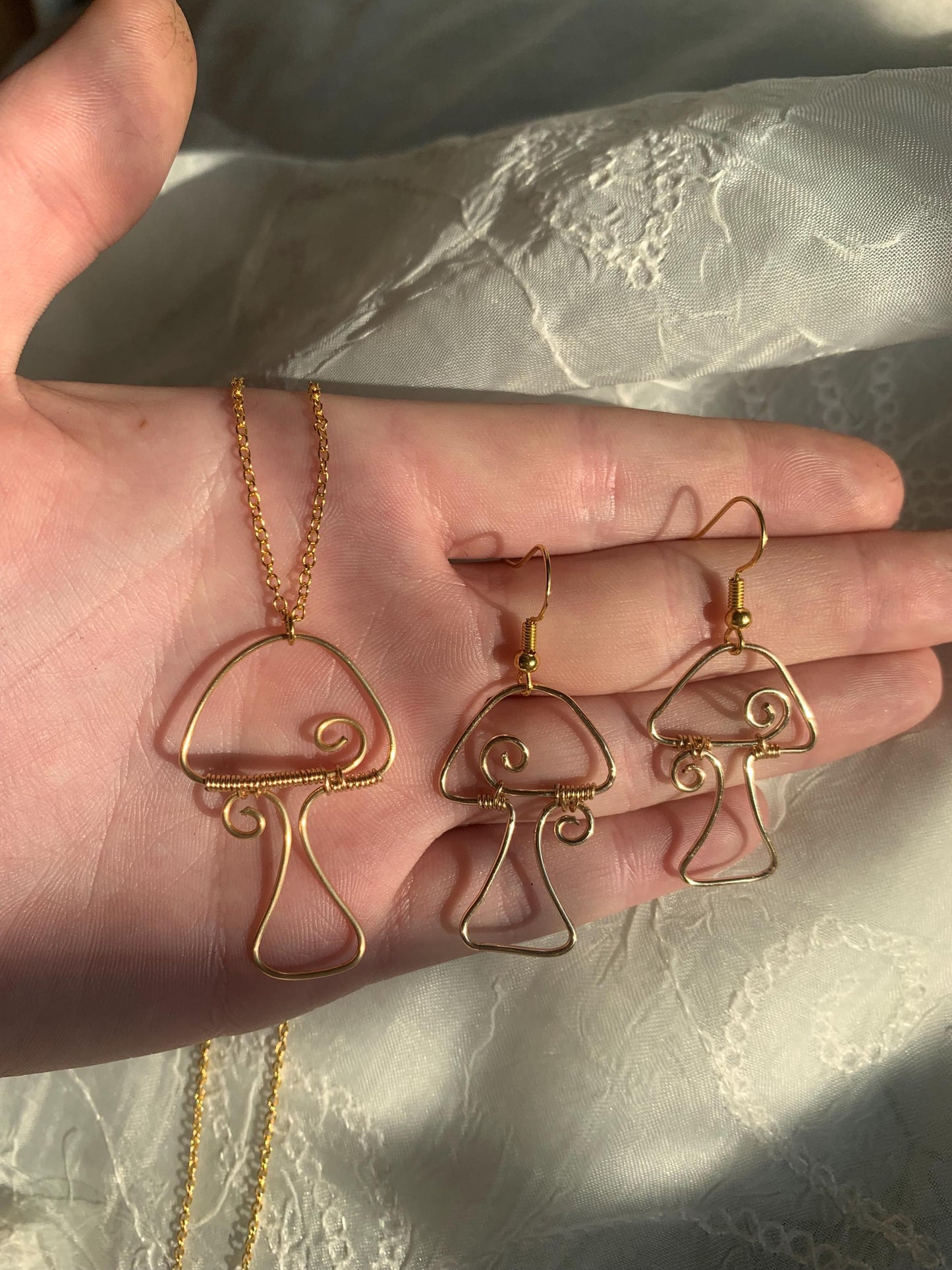 Swirly Mushroom Wire Earrings and Necklace Set