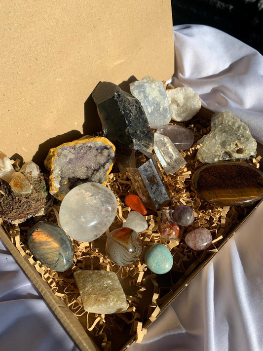 Intuitively chosen Crystal Mystery box